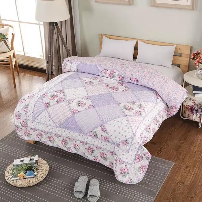Couette en patchwork floral rose – Couverture réversible 100% coton pour canapé de lit