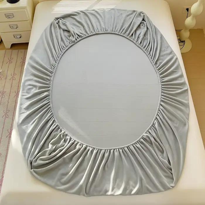 Drap-housse en velours chaud avec bande élastique 360