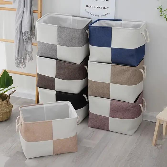 Panier de tri d'articles divers en lin