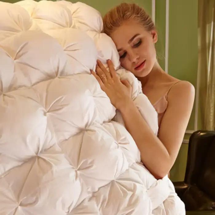Couette de luxe matelassée en duvet d'oie 3D, 100% de haut rang, King Queen, pleine taille, couverture épaisse d'hiver, couleur unie