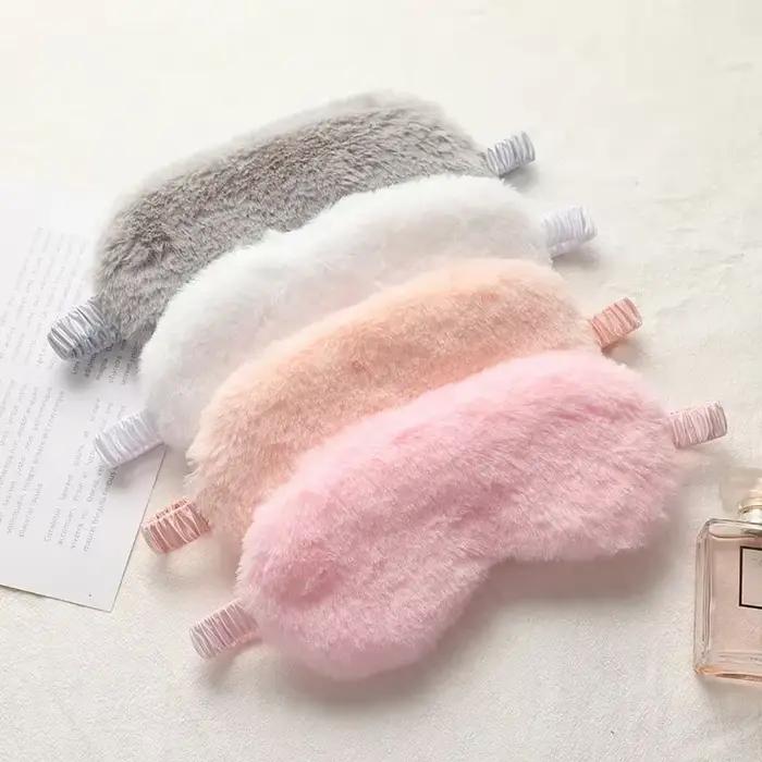 Masque en peluche pour les yeux