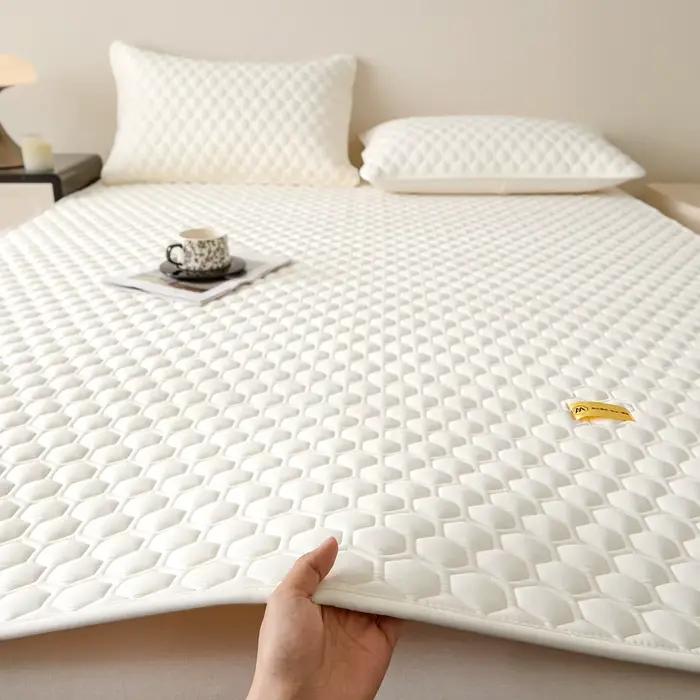 Protège-matelas imperméable doux et confortable, housse de matelas matelassée de couleur unie avec sangle élastique, pour lit simple ou double
