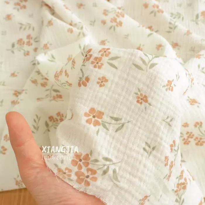 Tissu en gaze de coton Double couche 135x50cm, imprimé Floral, crêpe, vêtements de nuit, vêtements de maison, matériel prêt à l'emploi, tissu à coudre