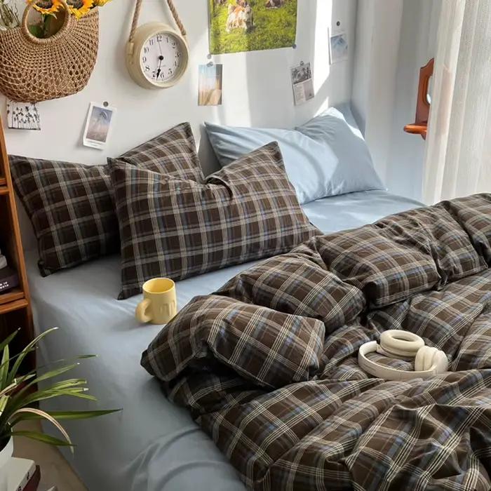 Ensemble de literie minimaliste en coton lavé, ensemble de quatre pièces, draps ajustés, housse de sport, grille de café bleu, mélange Ins Ambiance