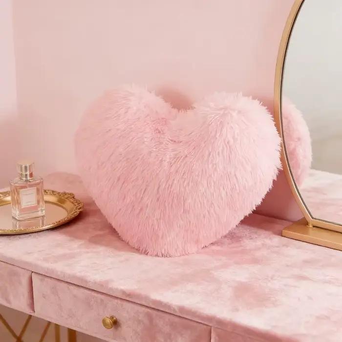 Coussin décoratif en forme de cœur rose 30x40cm pour salon