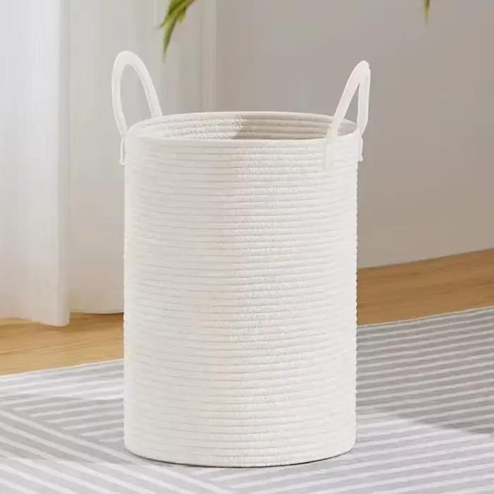 Grand panier à linge tissé