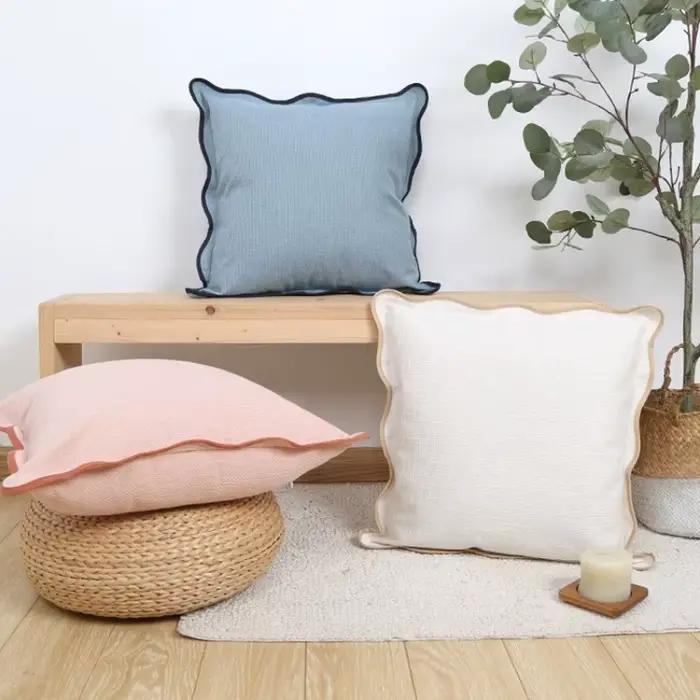 Housse de coussin bohème en lin de couleur unie