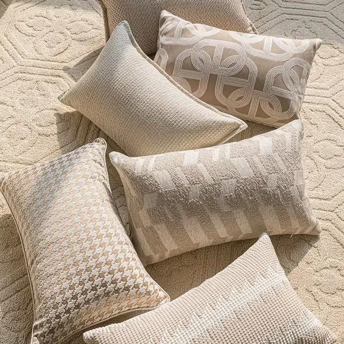 Housse de coussin lombaire en Jacquard crème française