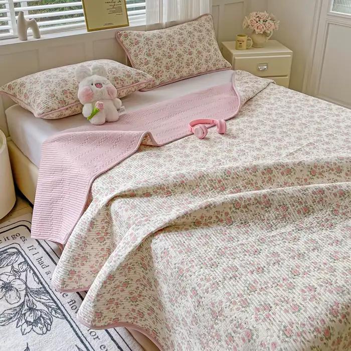 Couvre-lit imprimé floral pour lits