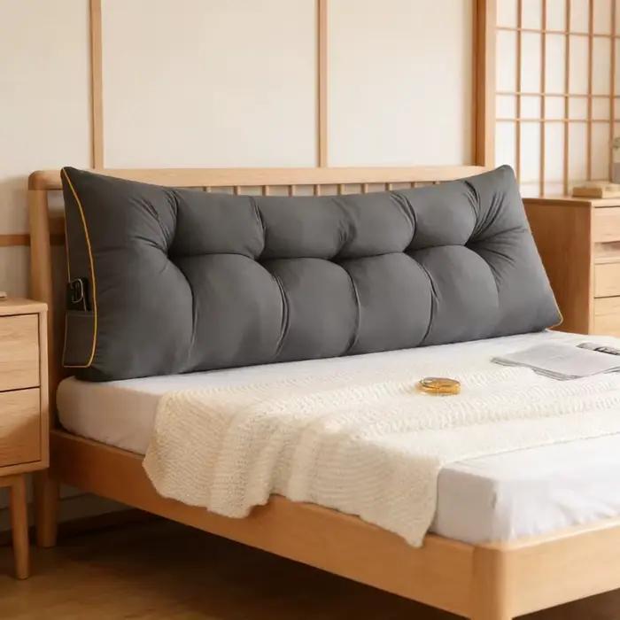 Coussin triangulaire pour tête de lit
