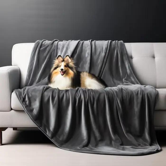Couverture Imperméable Réversible en Flanelle pour Lit, Canapé et Fauteuil – Housse Anti-Fuite Toute