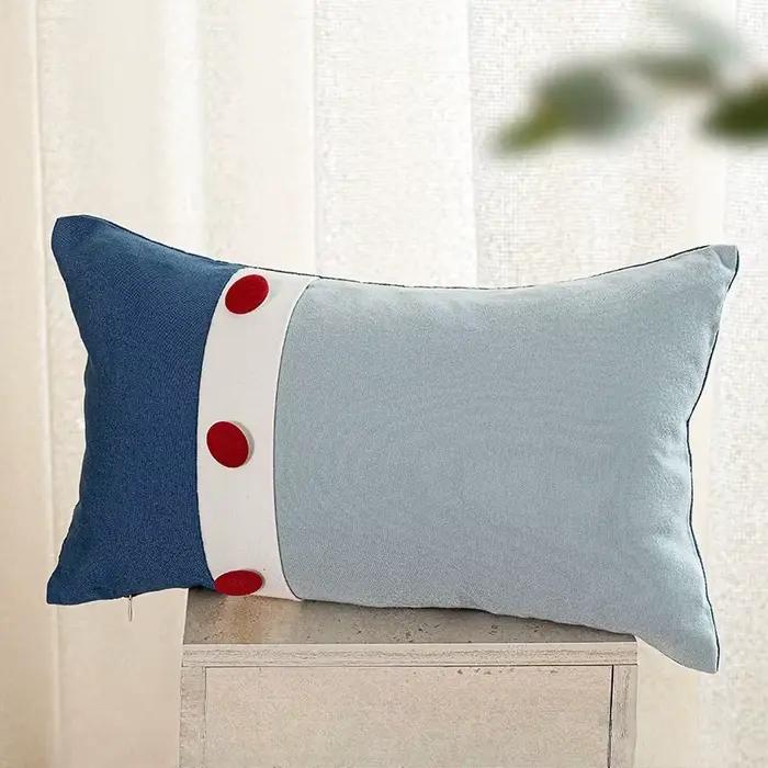 Housse de coussin lombaire de luxe vintage bleue en chenille texturée jacquard tissée, motif abstrai