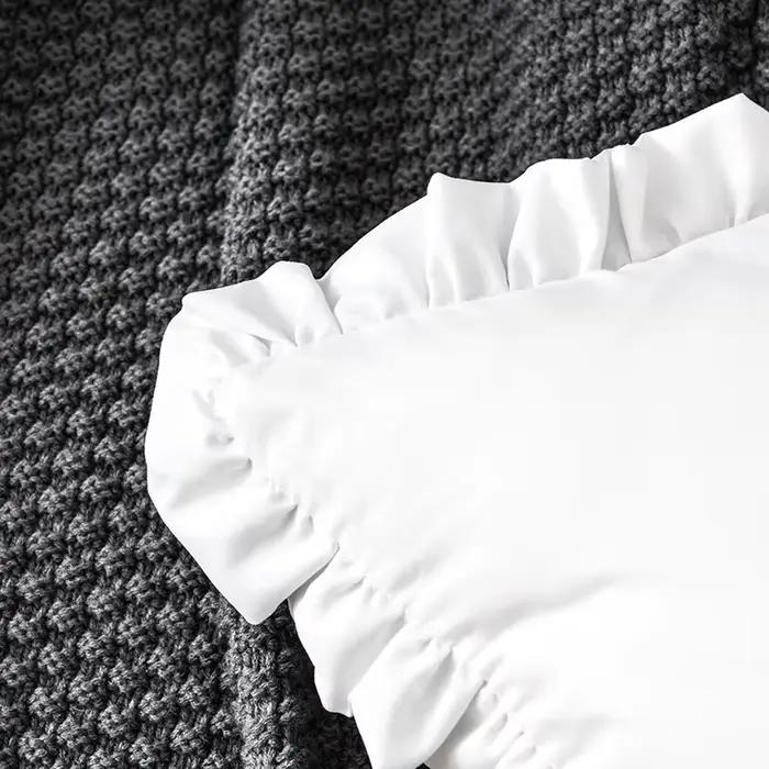 Taie d'Oreiller Solide à Volants pour la Décoration de la Maison, Juste de Coussin Douce et Confortable, Couleur Unie, Blanc, Rose, Gris, pour le Canapé, 45x45cm