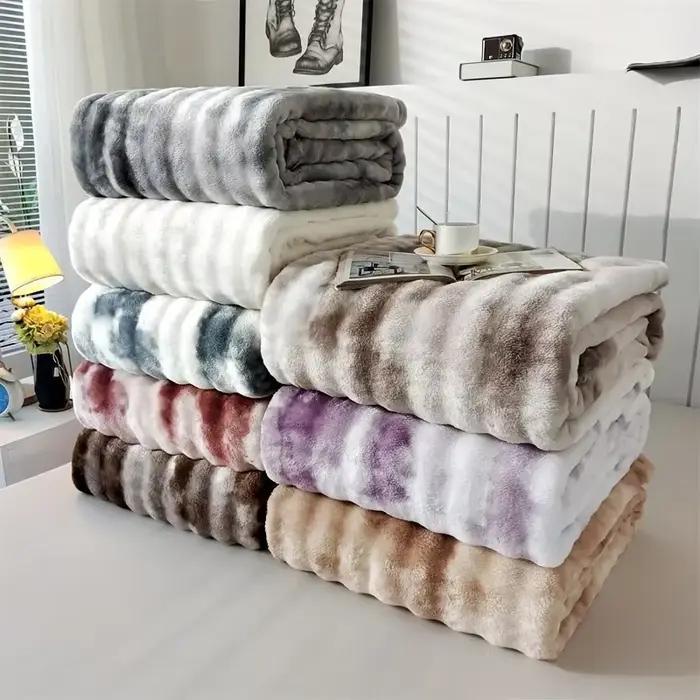 Couverture de lit luxueuse en fausse fourrure de lapin – Jeter doux, épais et chaud toutes saisons, polyvalente pour canapé, châle, voyage et cadeaux