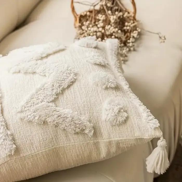 Housse de coussin capitonnée style Boho, taie d'oreiller décorative en Chenille avec pompon INS, blanc, rétro, pour canapé, salon, décoration de maison