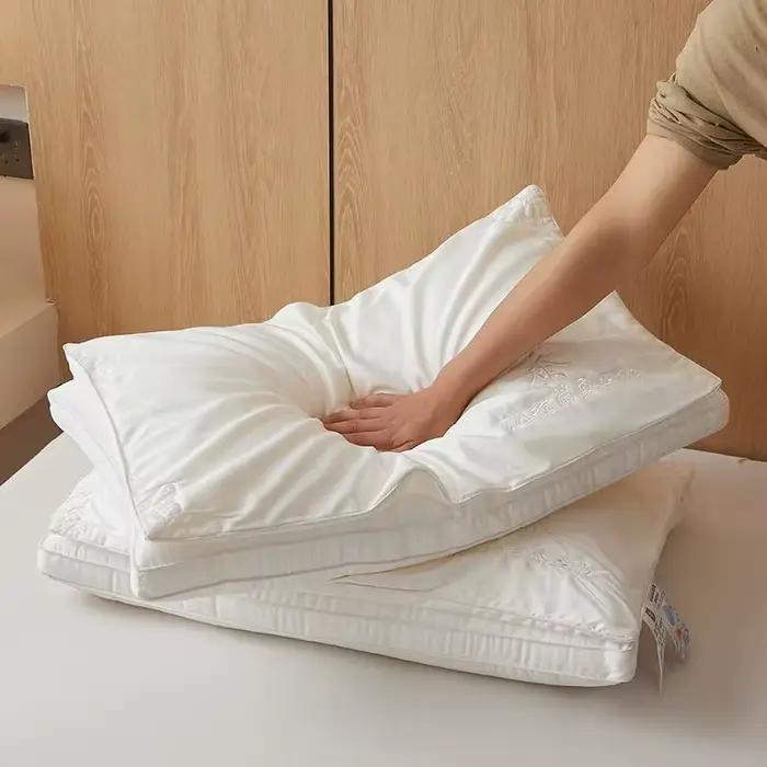 Oreiller en soie 100% Fiber Lyocell 7A, broderie antibactérienne, oreiller de cou doux et soyeux pour hôtel, oreiller de literie blanc et gris