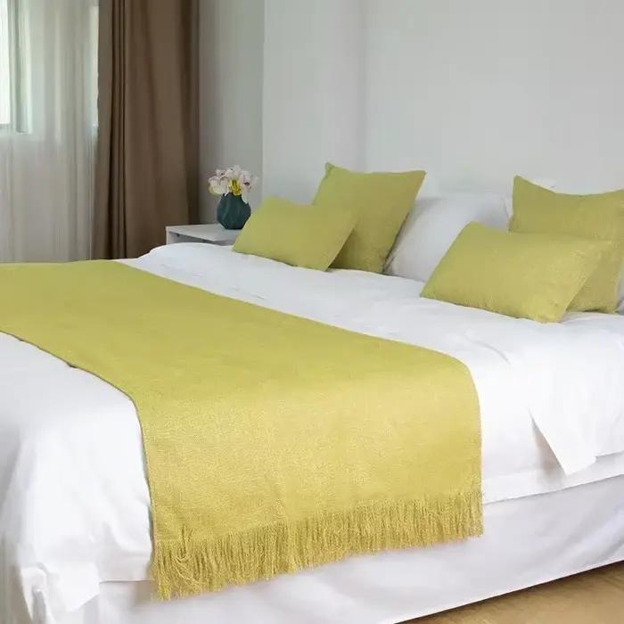 Filet de coton gland lit drapeau coureur lin grossier couleur unie lits fin serviette taie d'oreiller luxe minimaliste hôtel literie décor