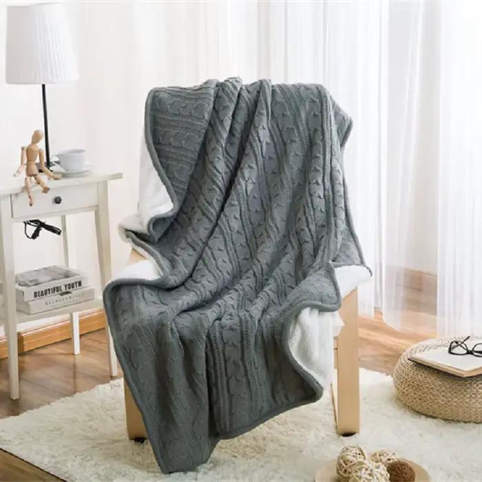 Couverture en tricot d'agneau Élnordique pour l'hiver