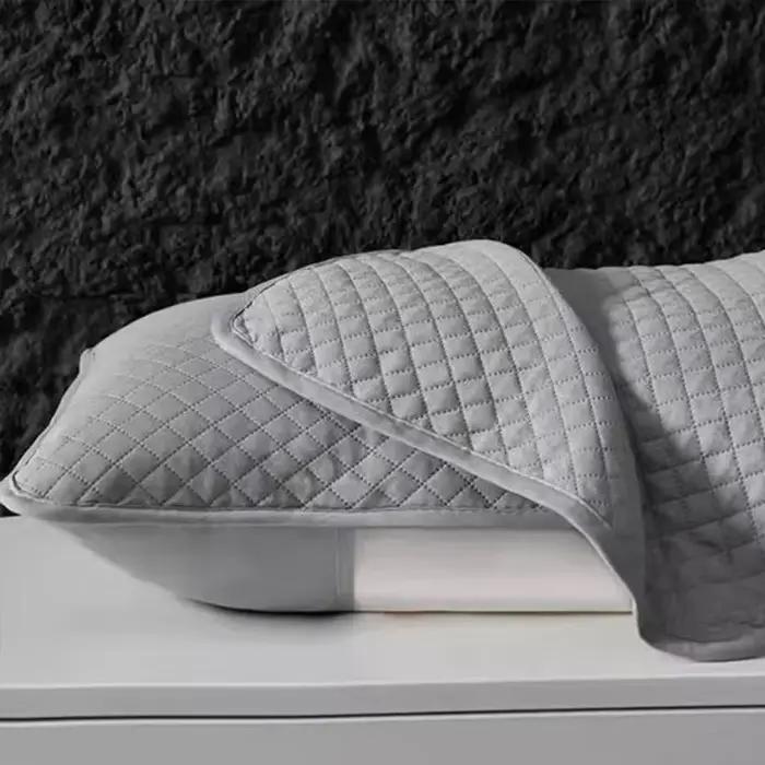 Housse de coussin protectrice, confortable, respectueuse de la peau, universelle, respirante, antidérapante, anti-poussière pour chambre à coucher (sans coussin)