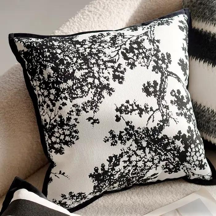 Housse de coussin Junwell en tissu polyester texturé moderne, style nordique luxueux, pour canapé de salon.