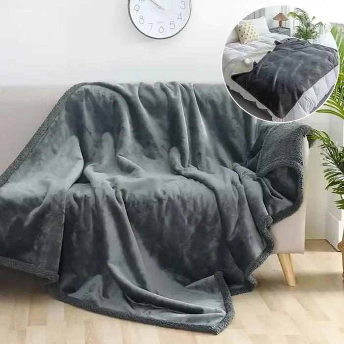 Couverture imperméable pour animaux de compagnie