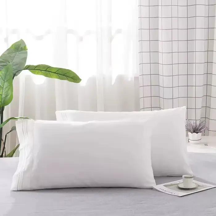 Lot de 2 taies d'oreiller brodées 48x74cm, couleur unie, style enveloppe, blanc, bleu, gris, pour adultes