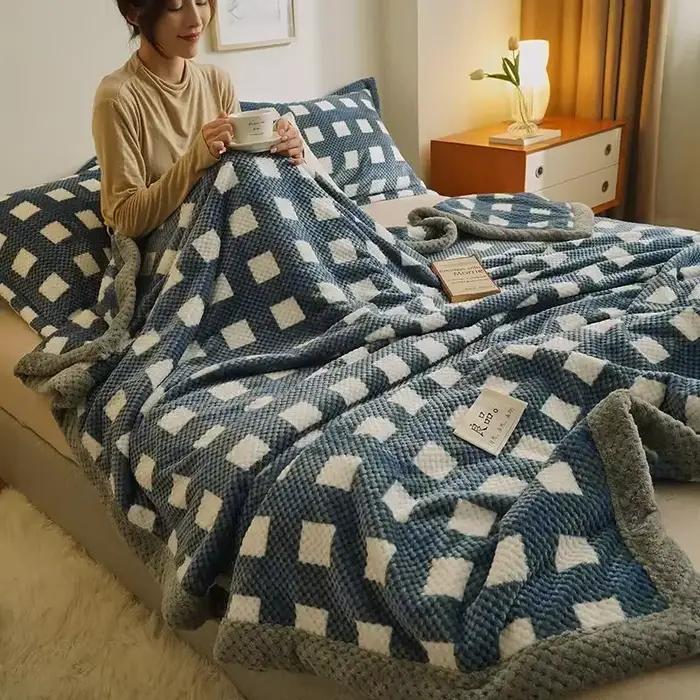 Couverture tricotée en fil de Chenille doux