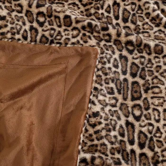 Couverture en flanelle douce à imprimé léopard européen et américain, multifonctionnelle, résistante à la décoloration, pour la sieste en avion ou au bureau