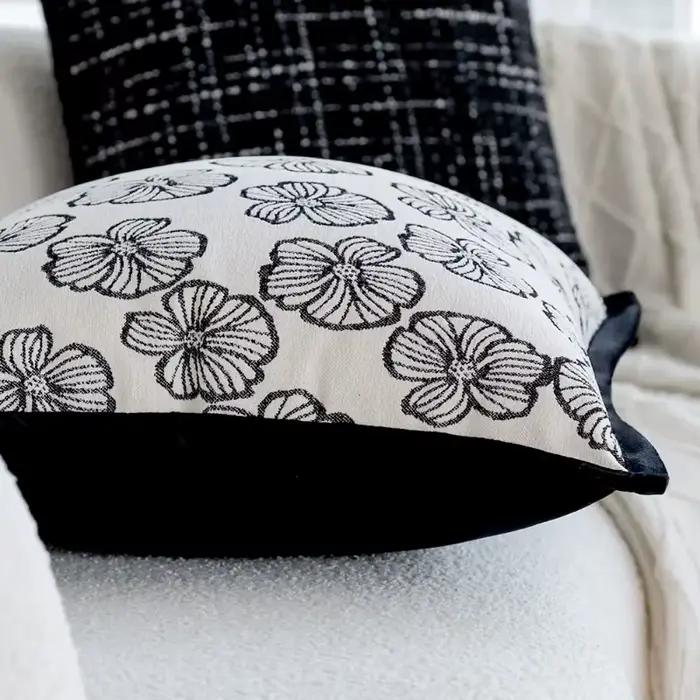 Lot de 2 housses d'oreiller en jacquard floral noir