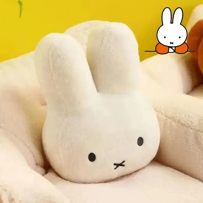 Offre Spéciale : Peluche Miffy aux yeux noirs, adorable poupée, coussin de lit Kawaii, coussin de canapé doux et confortable, cadeau pour fille et garçon