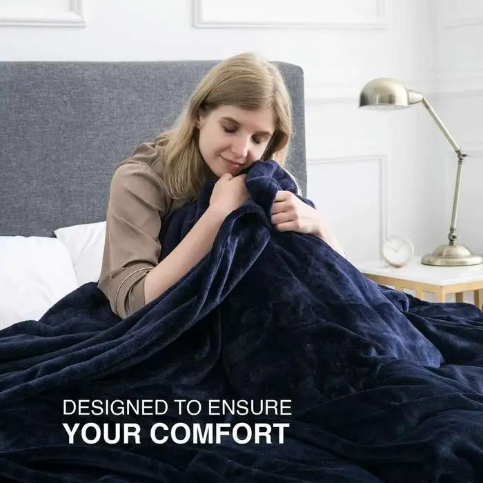 Couverture en peluche floue légère pour canapé ou lit