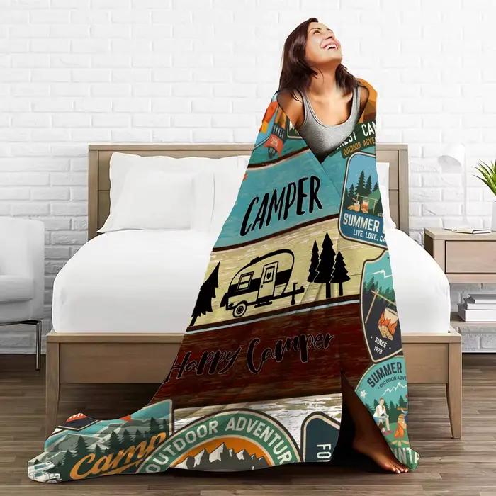 Couverture imprimée à motif de camping-car et de forêt
